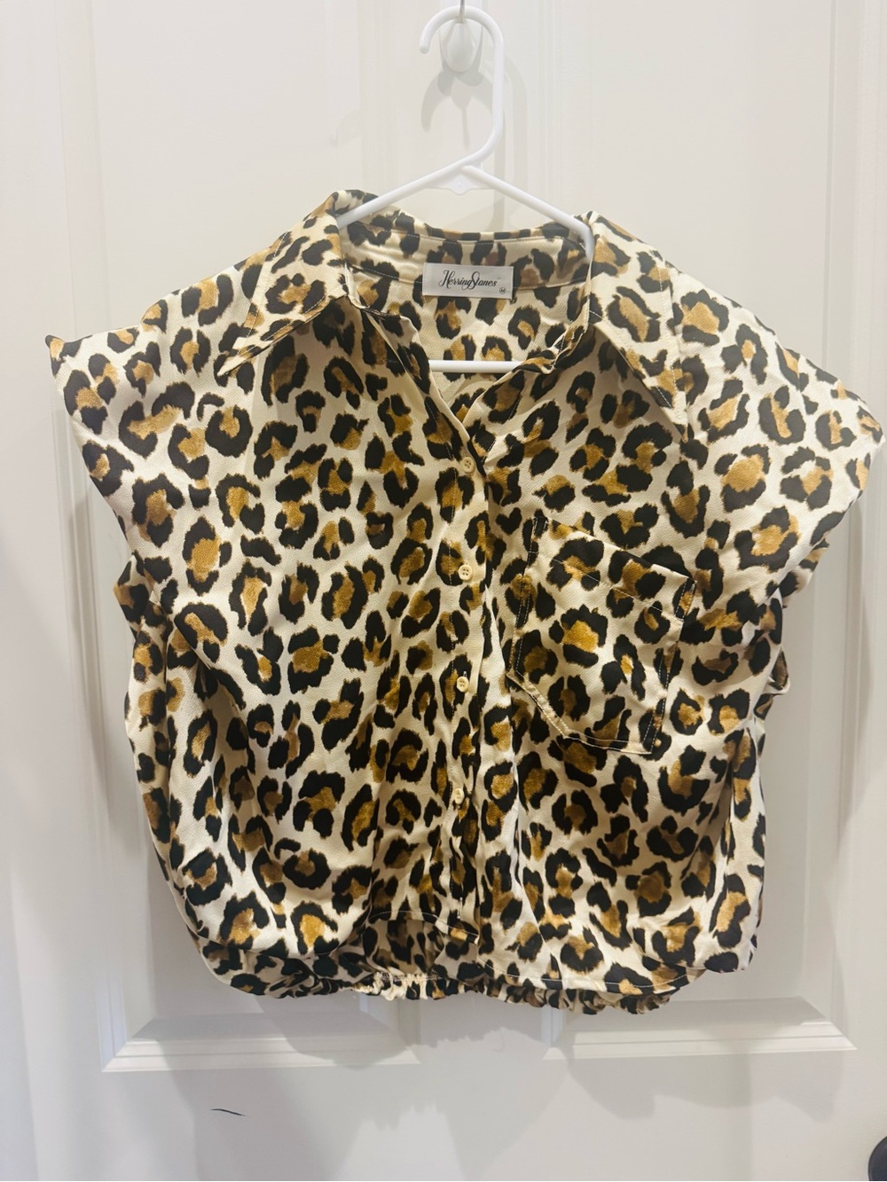 Leopard Print Button Front Crop Top in Black & Gold